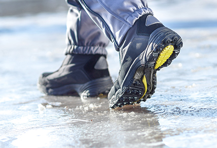 walking in boots on ice