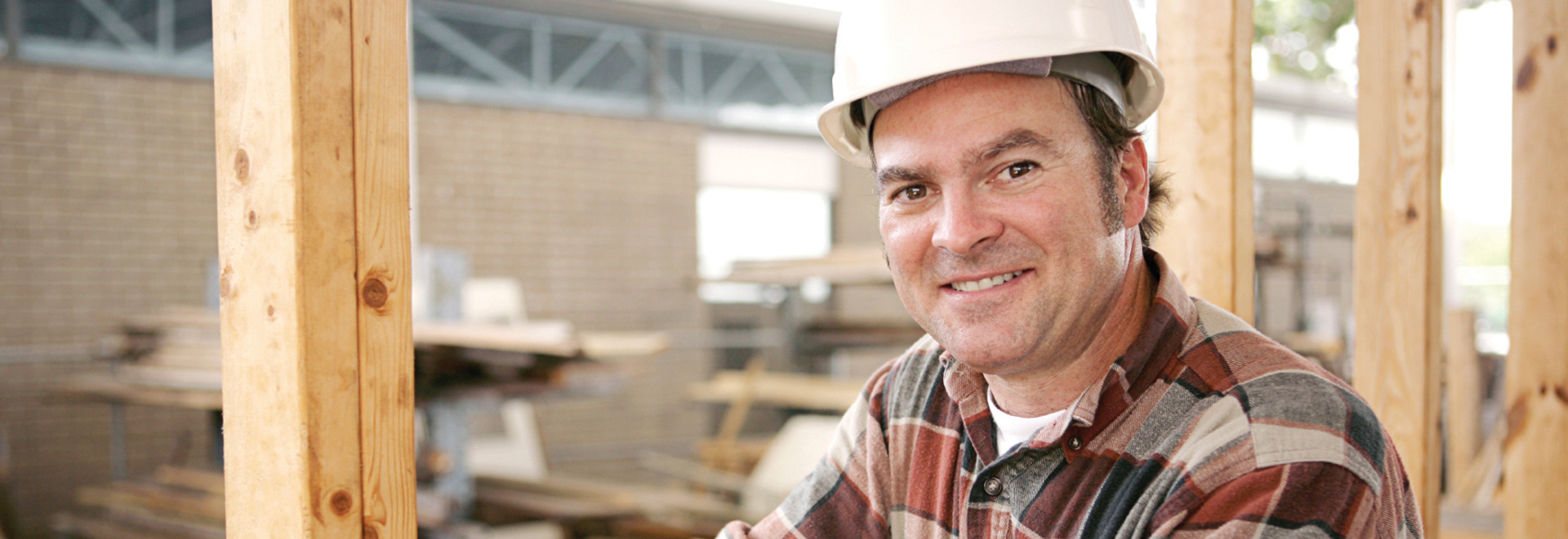 construction worker wearing hardhat