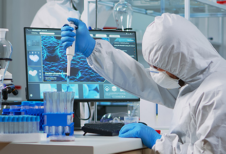 Scientist working in vaccine lab