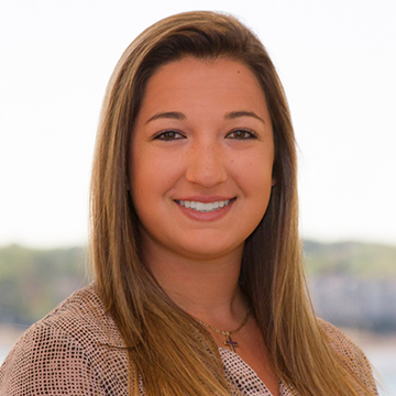 Headshot of Arielle Karageorge