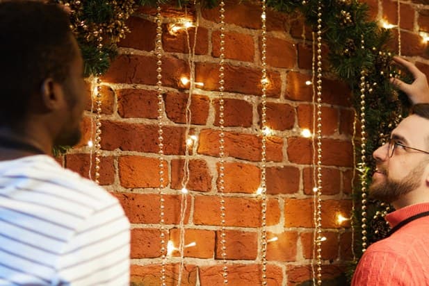 Don’t Let Safety Take a Holiday: Workplace Decorating